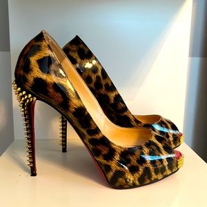 Louboutin patent leopard pumps 120 gold spikes NVPS HEELS